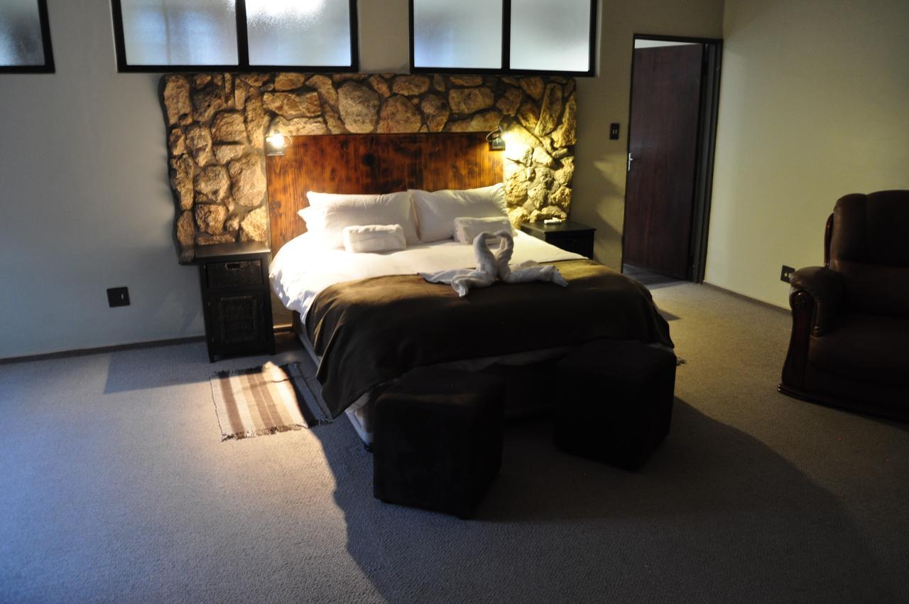Die Windpomp Guesthouse Gobabis Buitenkant foto