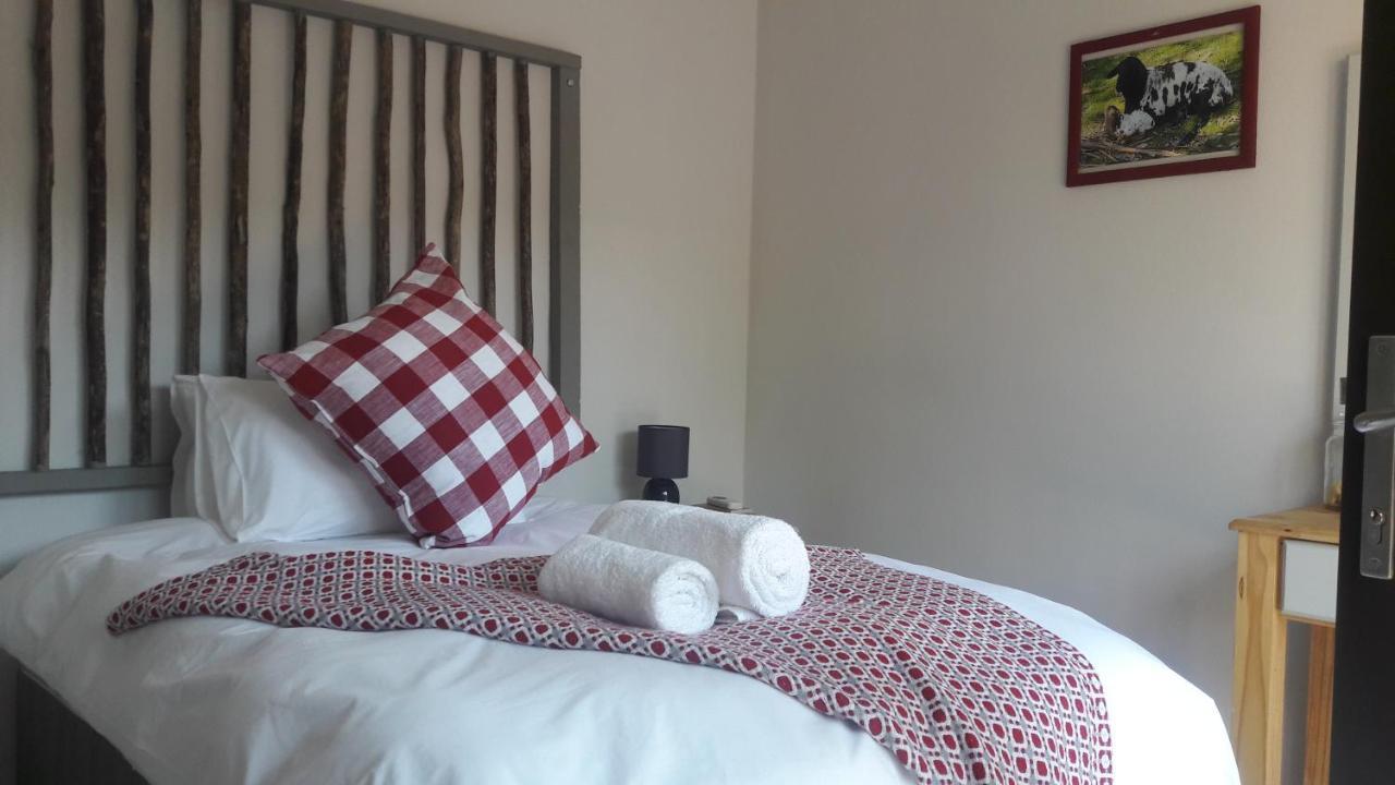 Die Windpomp Guesthouse Gobabis Buitenkant foto