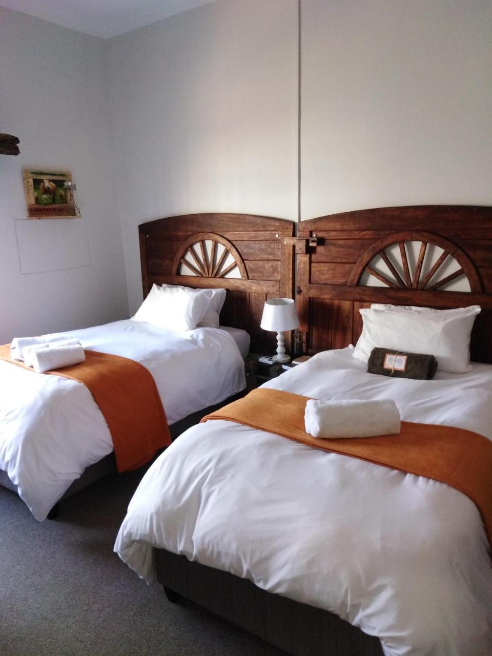 Die Windpomp Guesthouse Gobabis Buitenkant foto