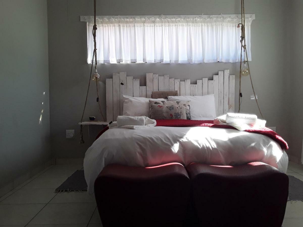 Die Windpomp Guesthouse Gobabis Buitenkant foto